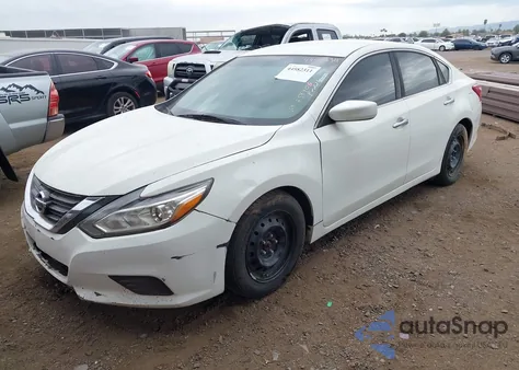 2016 Nissan Altima 2.5/2.5 S/2.5 Sl/2.5 Sr/2.5 Sv z USA, uszkodzony, nr VIN 1N4AL3APXGC254905